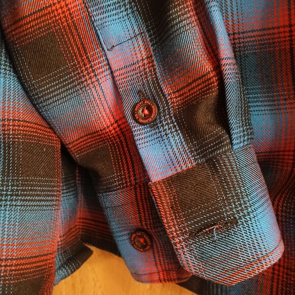 DIXXON FLANNEL COMPANY "THE JASON" Red and Blue Long Sleeve Size Medium - Picture 12 of 13